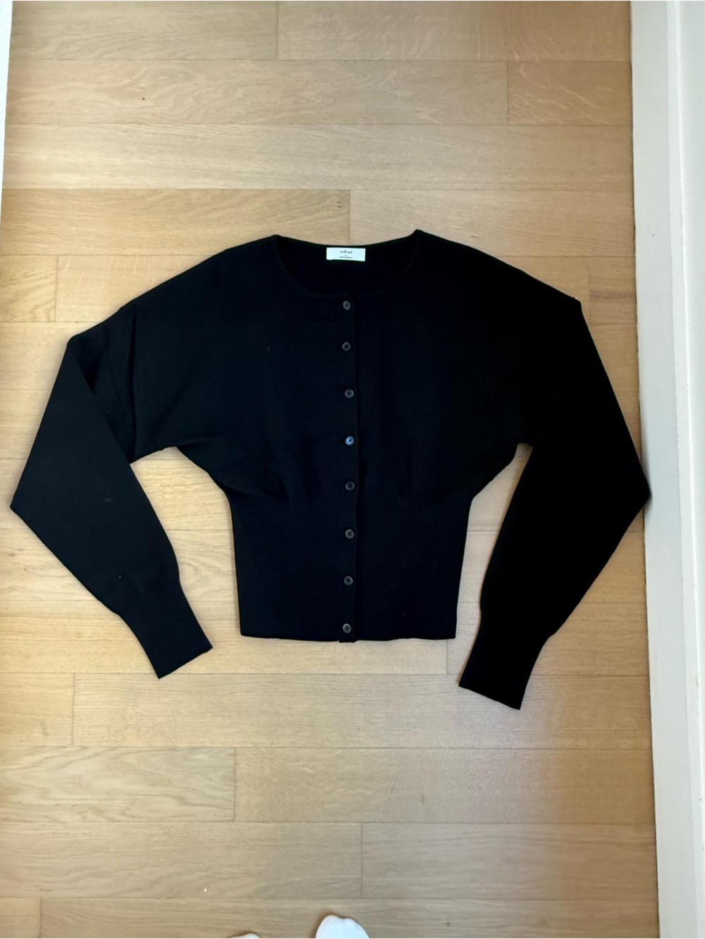 Aritzia golightly cardigan wonder yarn in black - Picture 2 of 3